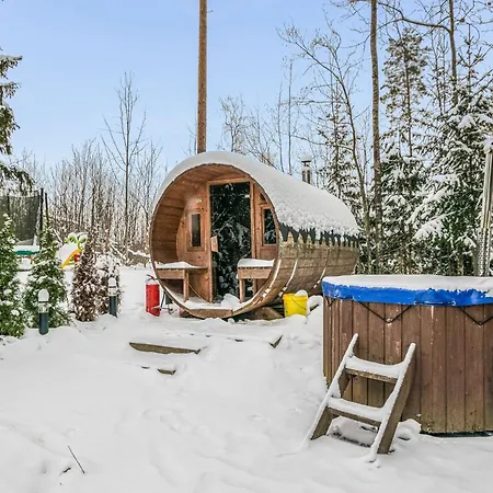 Saarentaus By Interhome 펜션 Hautjarvi