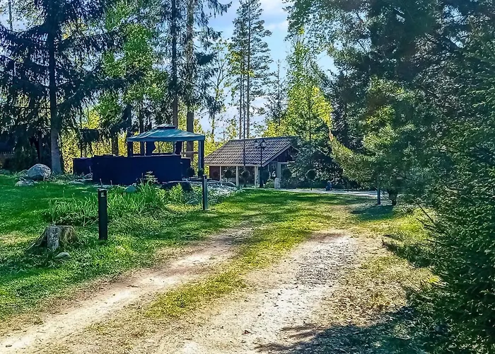 Saarentaus By Interhome 度假居 *